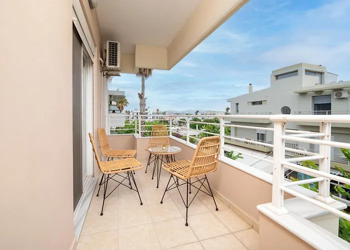 Comfort - 3 Min Walk To & Town - Iii *