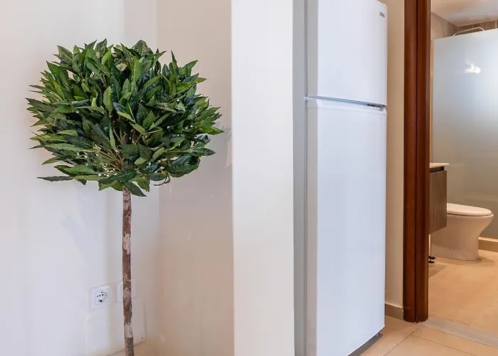 Comfort - 3 Min Walk To & Town - Iii Apartament