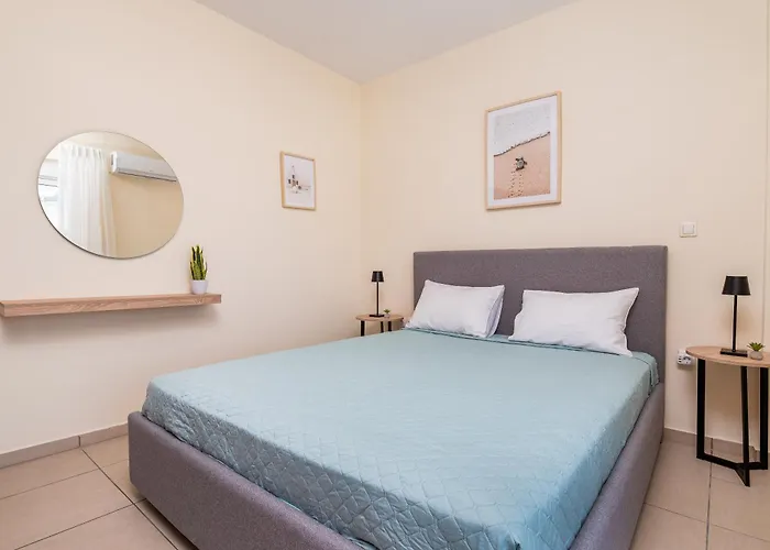 Comfort Stay - 3 Min Walk To Beach & Town - III アパート *