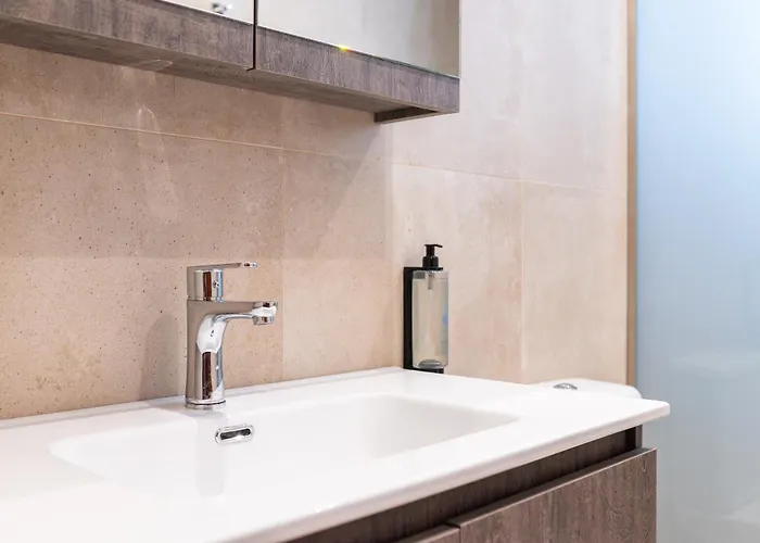 Apartamento Town, 3 Min To - Kyma 3 *