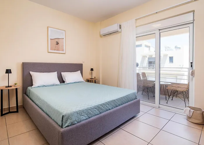 Comfort Stay - 3 Min Walk To Beach & Town - III Kos