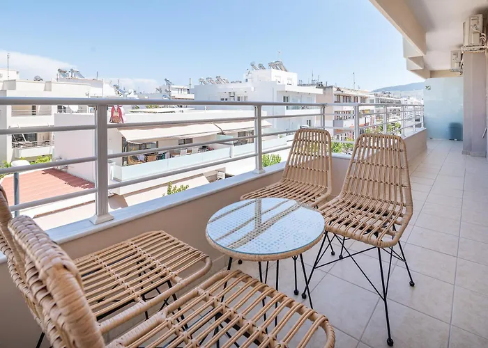 Comfort Stay - 3 Min Walk To Beach & Town - III Kos